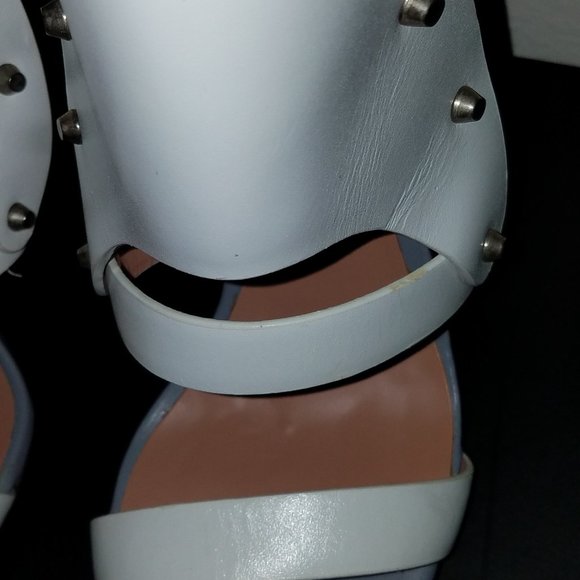 L.A.M.B. Gareth Sandal White/Gray Womens Size 8 - Picture 11 of 14